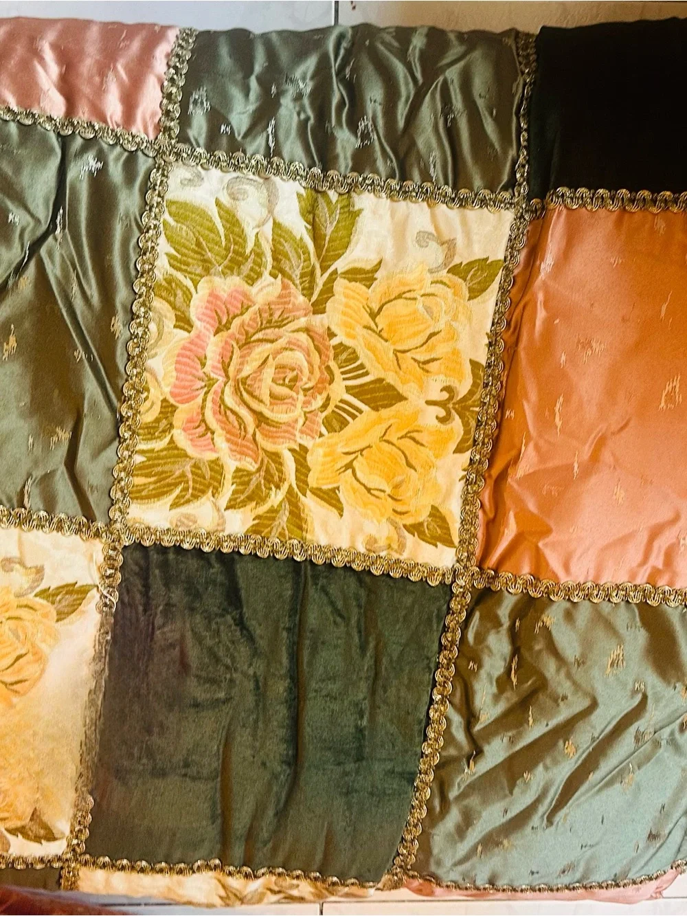 King plush velvet patch work comforter in lush greens pinks 2 matching shams
